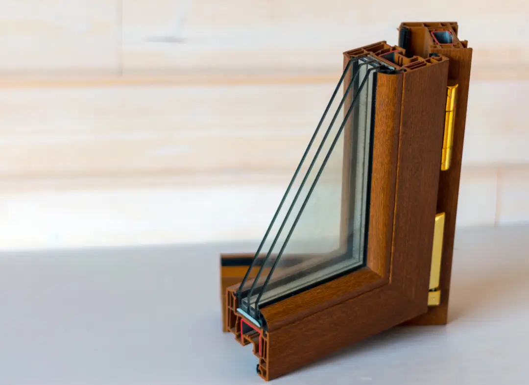 Installation de fenêtre en bois sur mesure Saint-Palais-sur-Mer